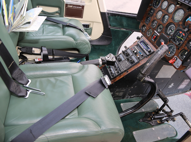 Cockpit 8