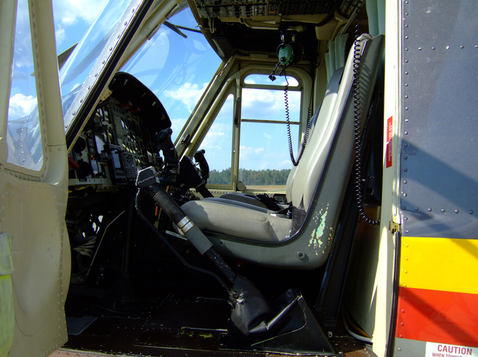 Cockpit LH